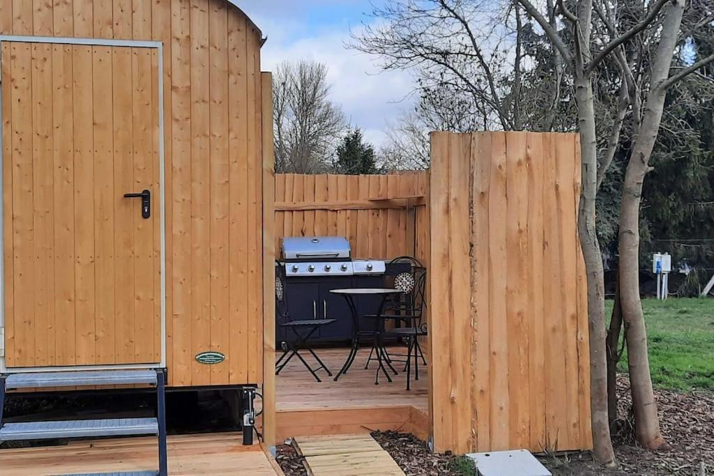 Zirkuswagen Glamping Fuer 2 Mit Veranda Kueche Netflix Parken Und Hofladen Steinhofel Exterior photo